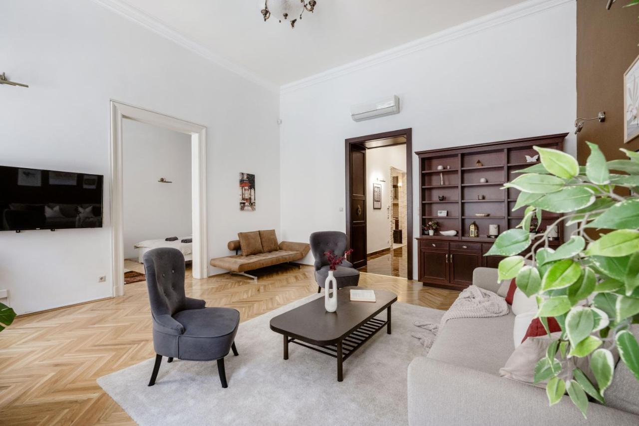 Luxe, Historic Home Near Downtown Landmarks 19Th Century Budapesta Exterior foto