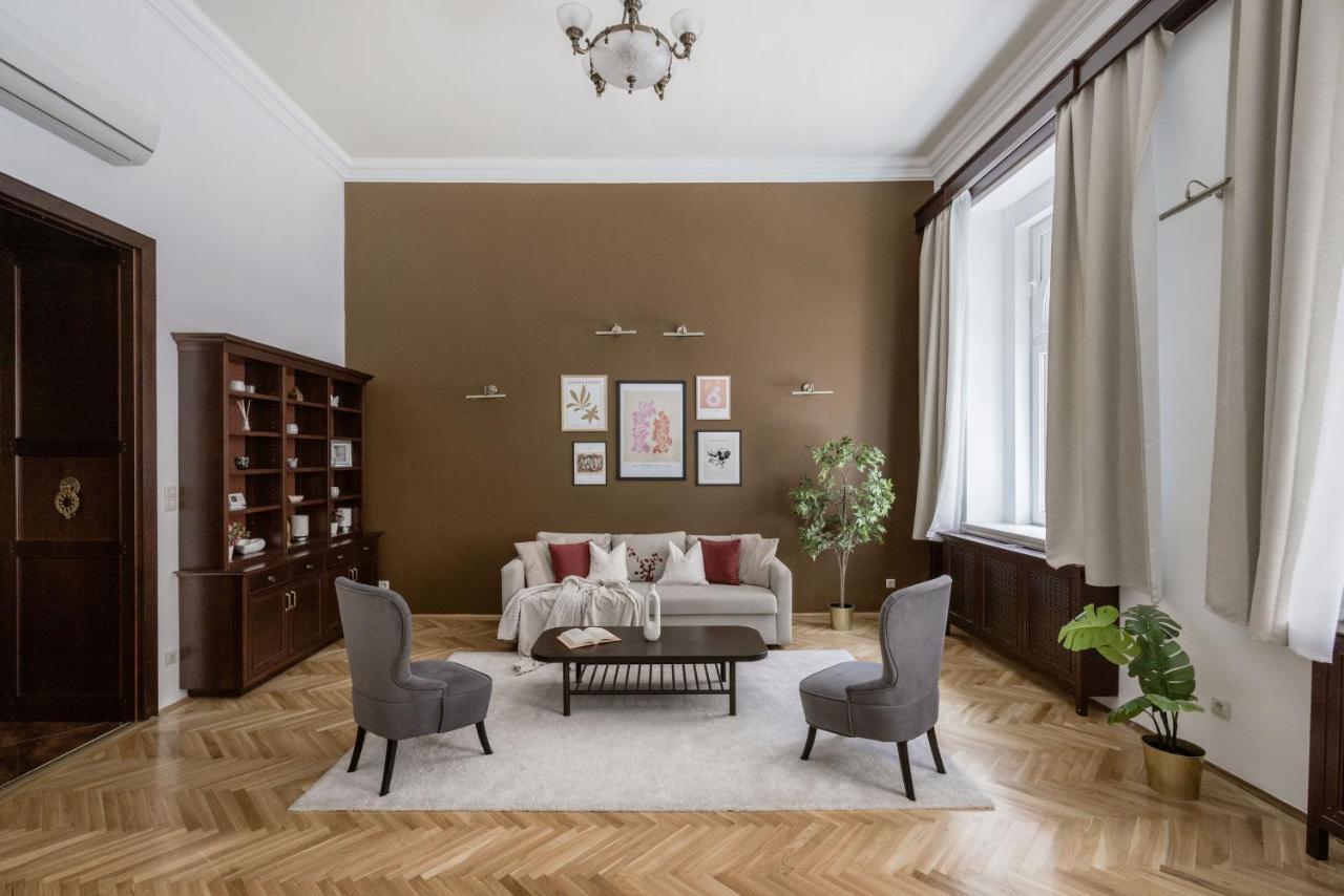 Luxe, Historic Home Near Downtown Landmarks 19Th Century Budapesta Exterior foto