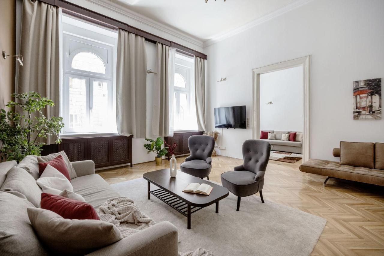 Luxe, Historic Home Near Downtown Landmarks 19Th Century Budapesta Exterior foto