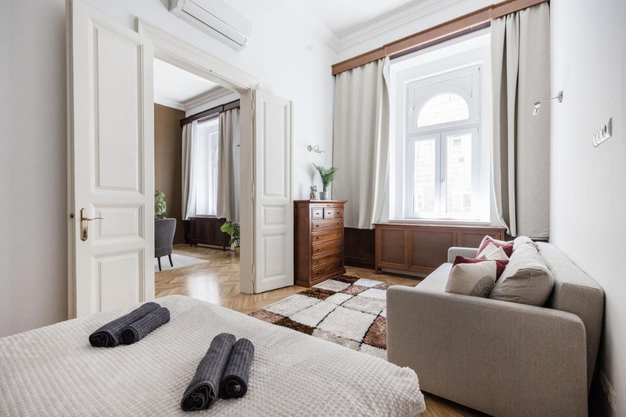 Luxe, Historic Home Near Downtown Landmarks 19Th Century Budapesta Exterior foto
