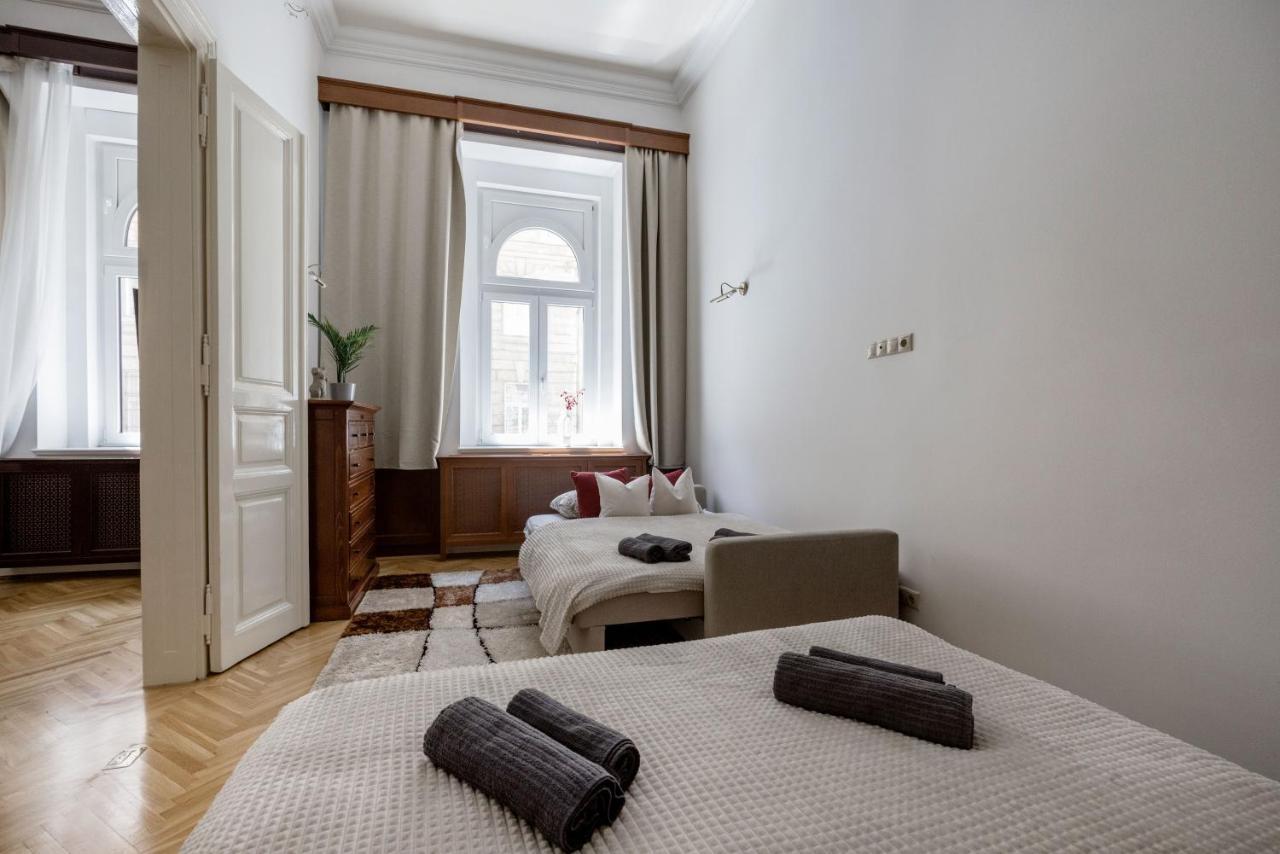 Luxe, Historic Home Near Downtown Landmarks 19Th Century Budapesta Exterior foto